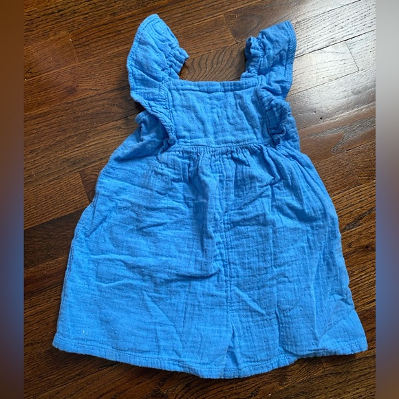 GAP Other - Baby GAP size 4 years toddler girl romper one piece ruffle sleeve shorts cotton